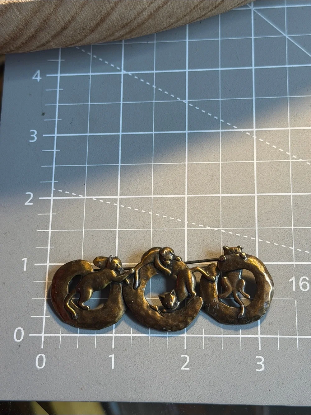 JJ Jonette Signed Vintage Four Cats Playing Around Brooch